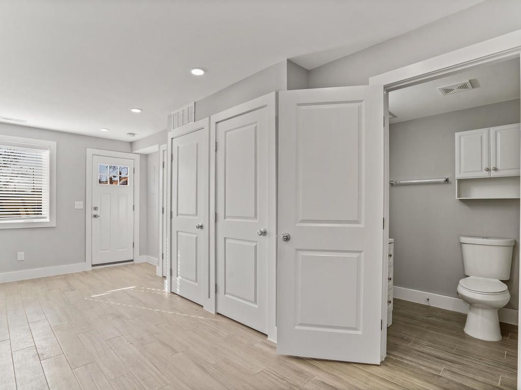 1916 E Street Photo Gallery