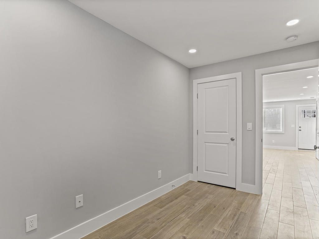 1916 E Street Photo Gallery