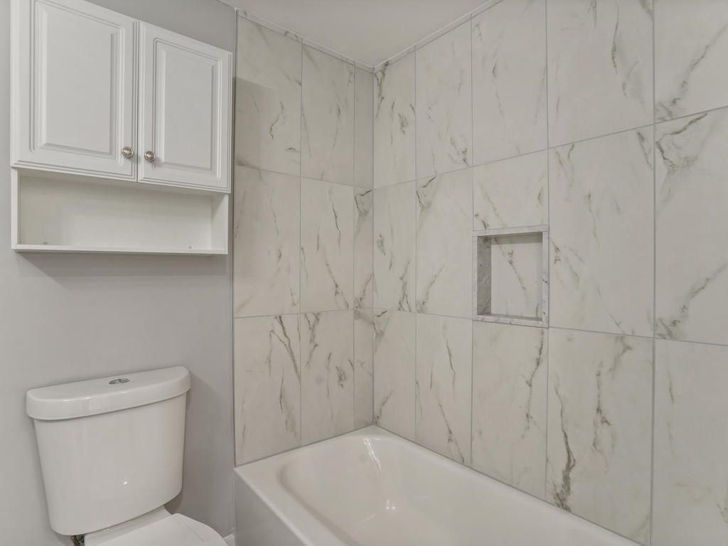 1916 E Street Photo Gallery