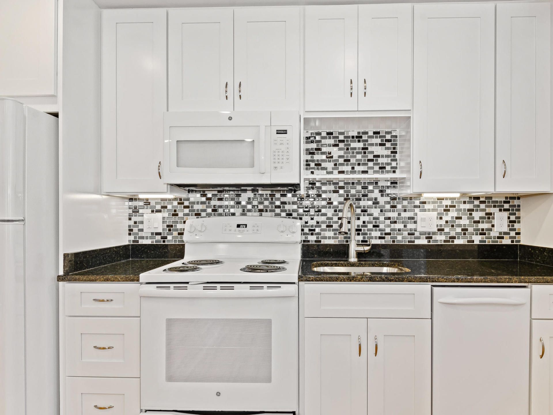 1925 M Street Photo Gallery