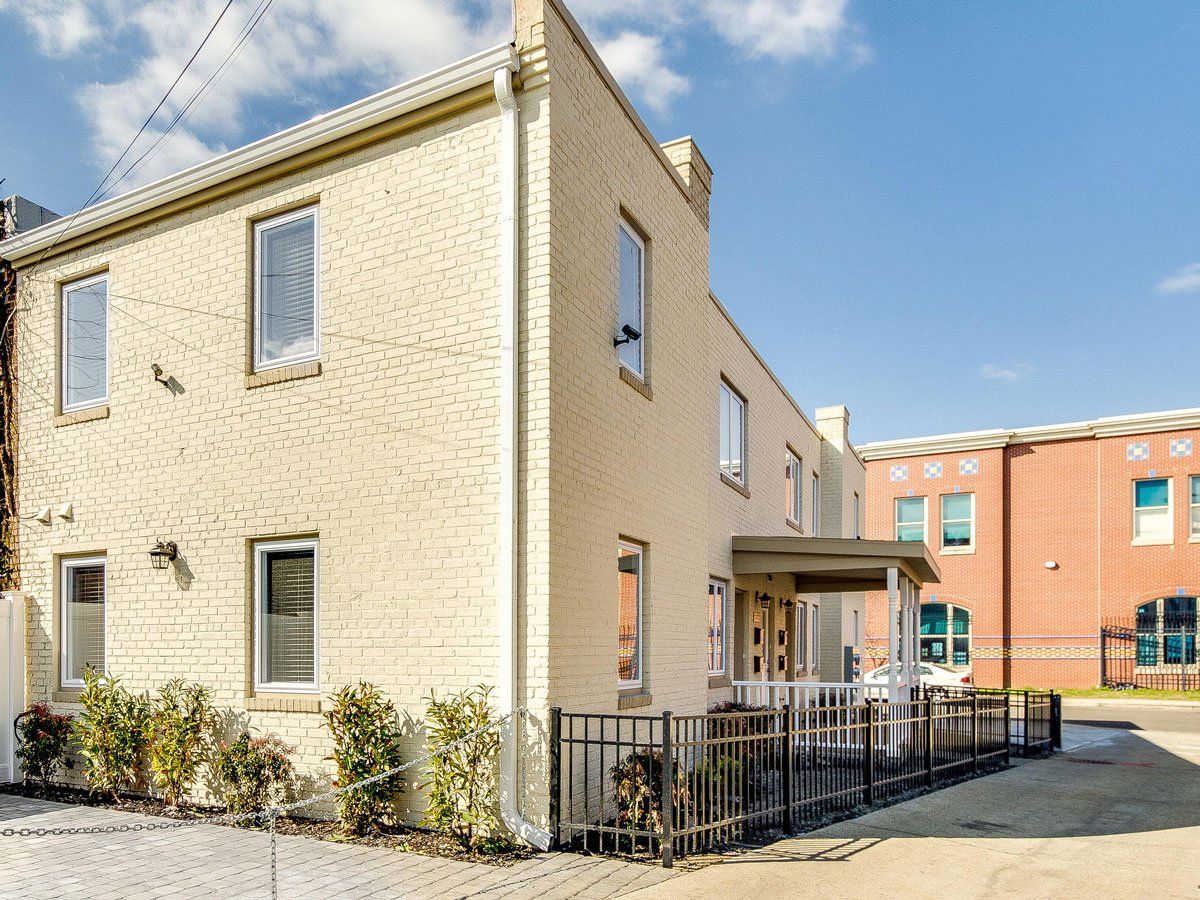 535 16th Photo Gallery