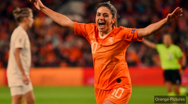 KNVB Football Lionesses Orange 