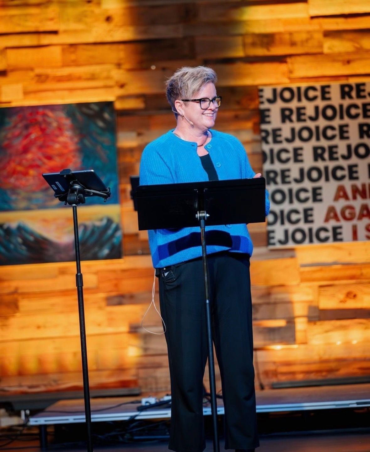 Julie Van Hove Speaking