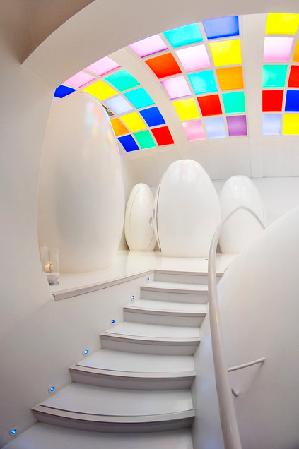 Sketch London Toilets - space age toilets with egg shaped pods