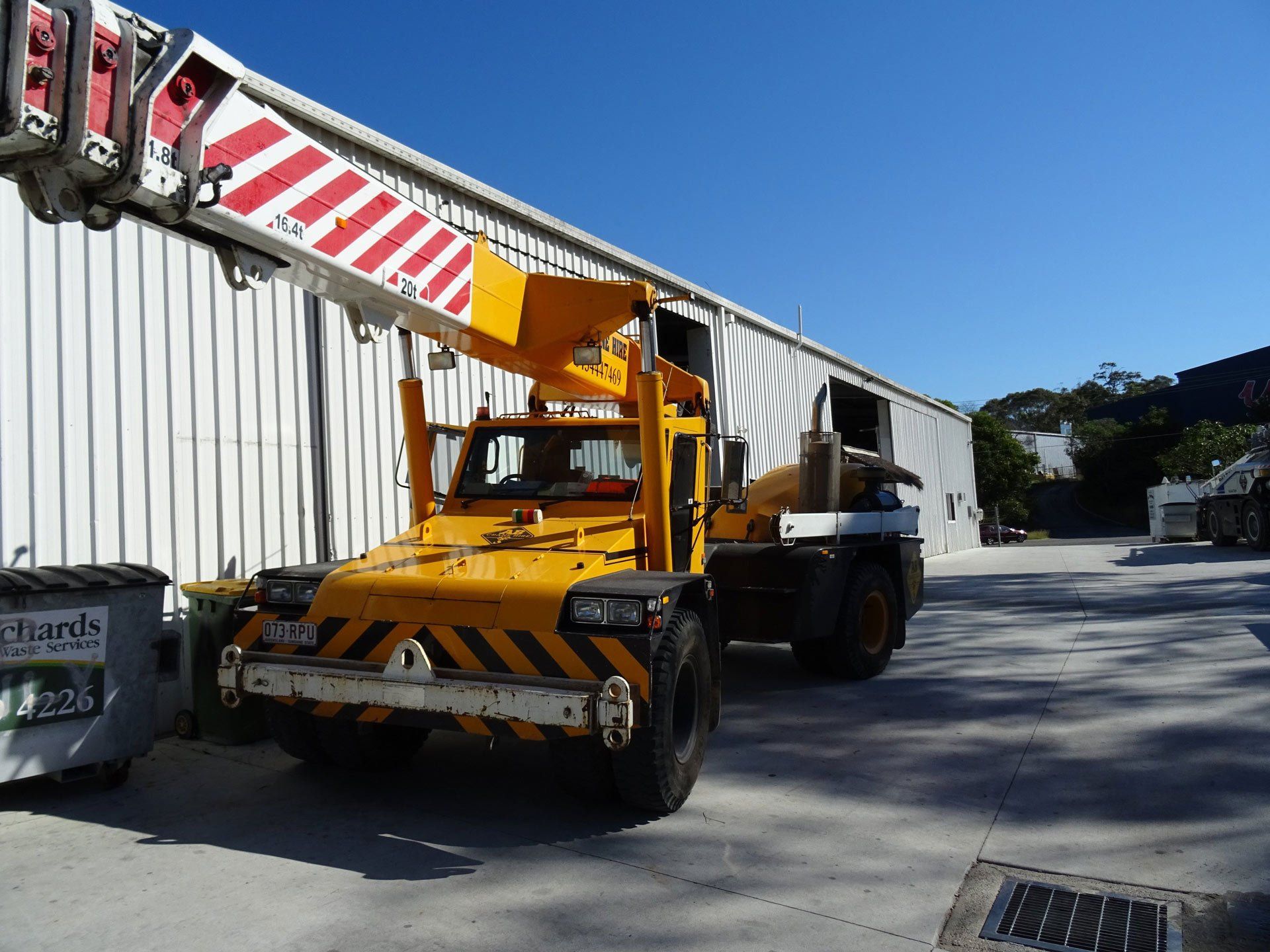 affordable mobile crane hire nerang
