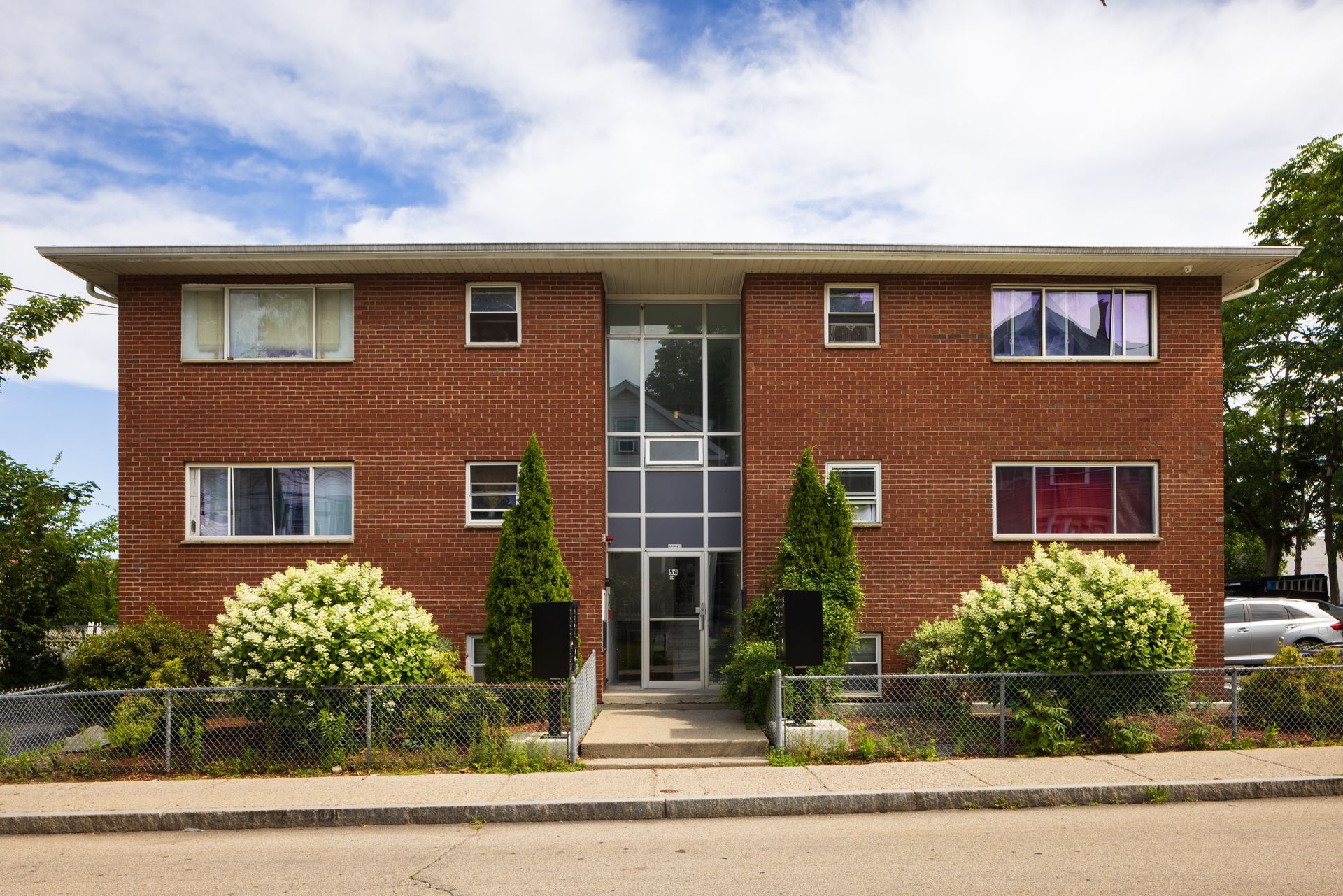 Walnut St. Apartments