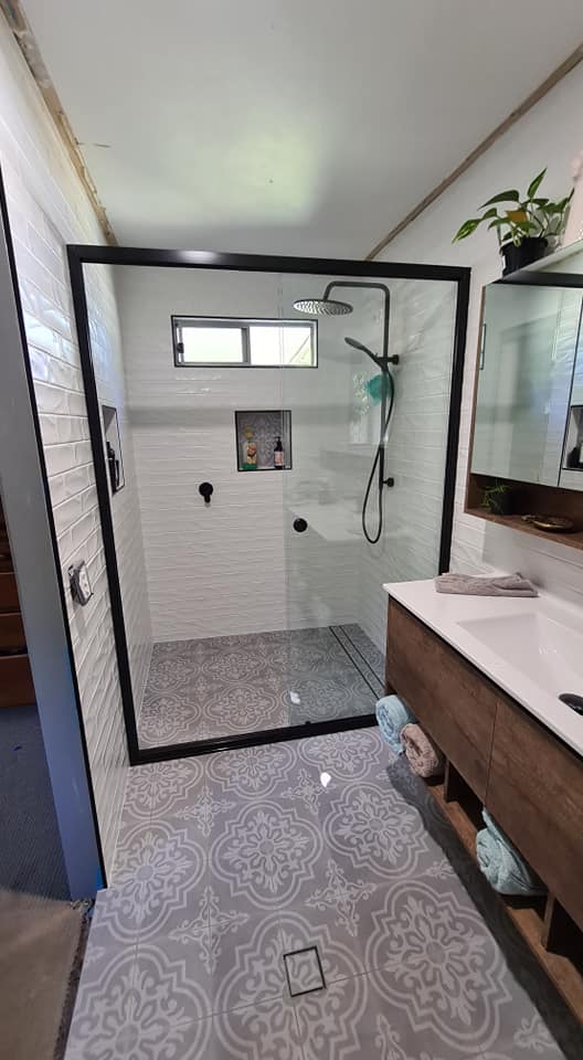 A Large Shower Room with Glass Shower Screen — Quality Custom Screens in Caloundra, QLD