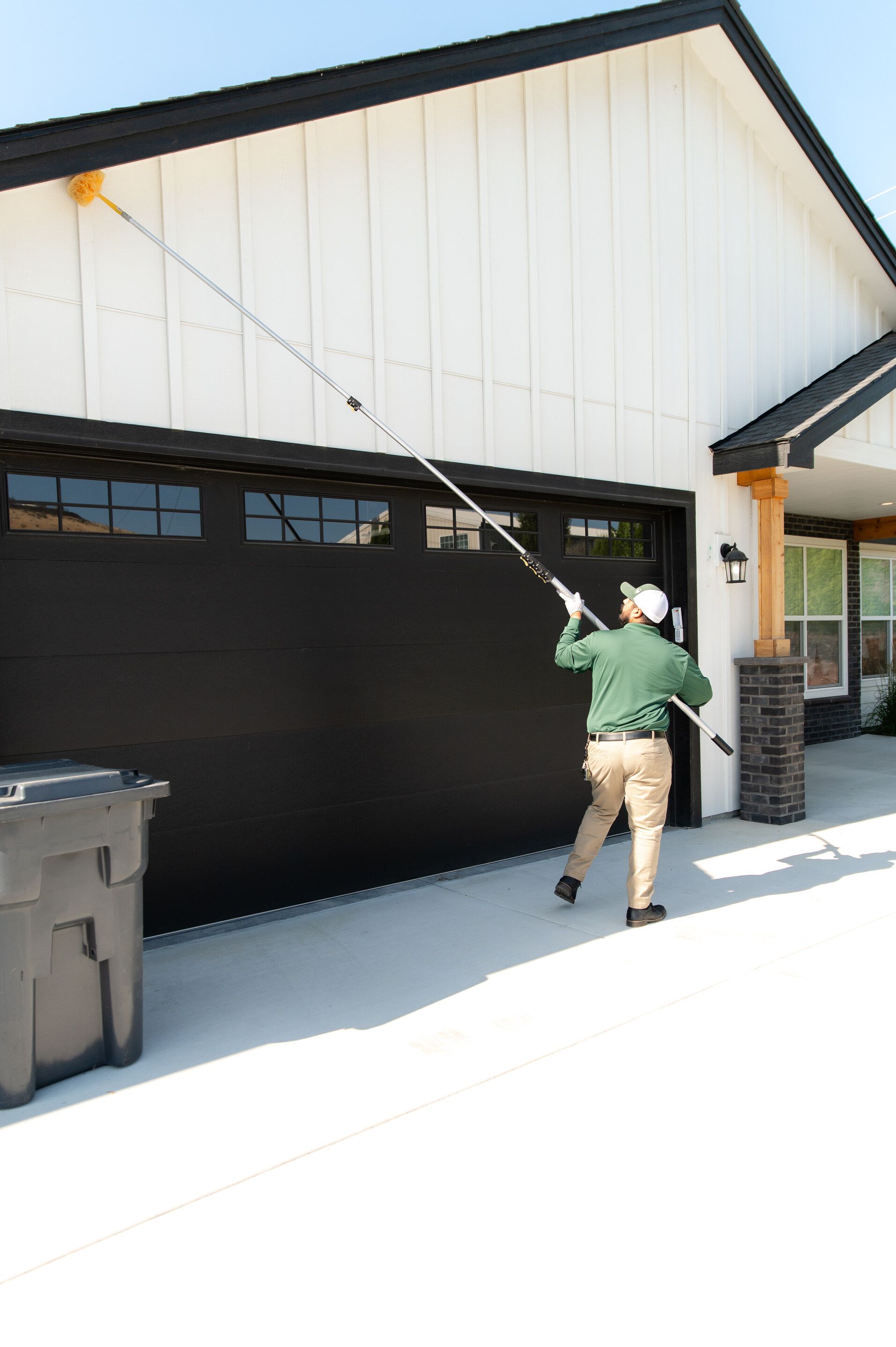 local pest control in Redmond