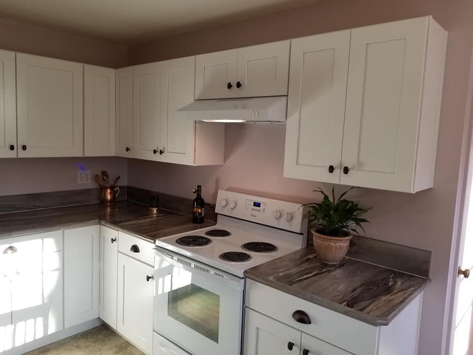 Laminate — White Boxy Cabinets with White Oven in Wilmington, DE