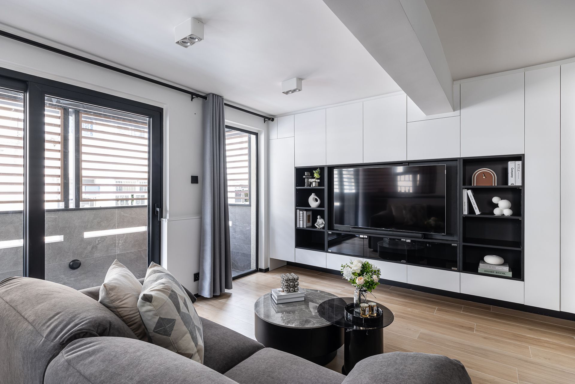 TAI WONG HA RESITE VILLAGE
700 sq.ft.