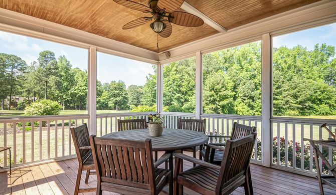 country style patio  