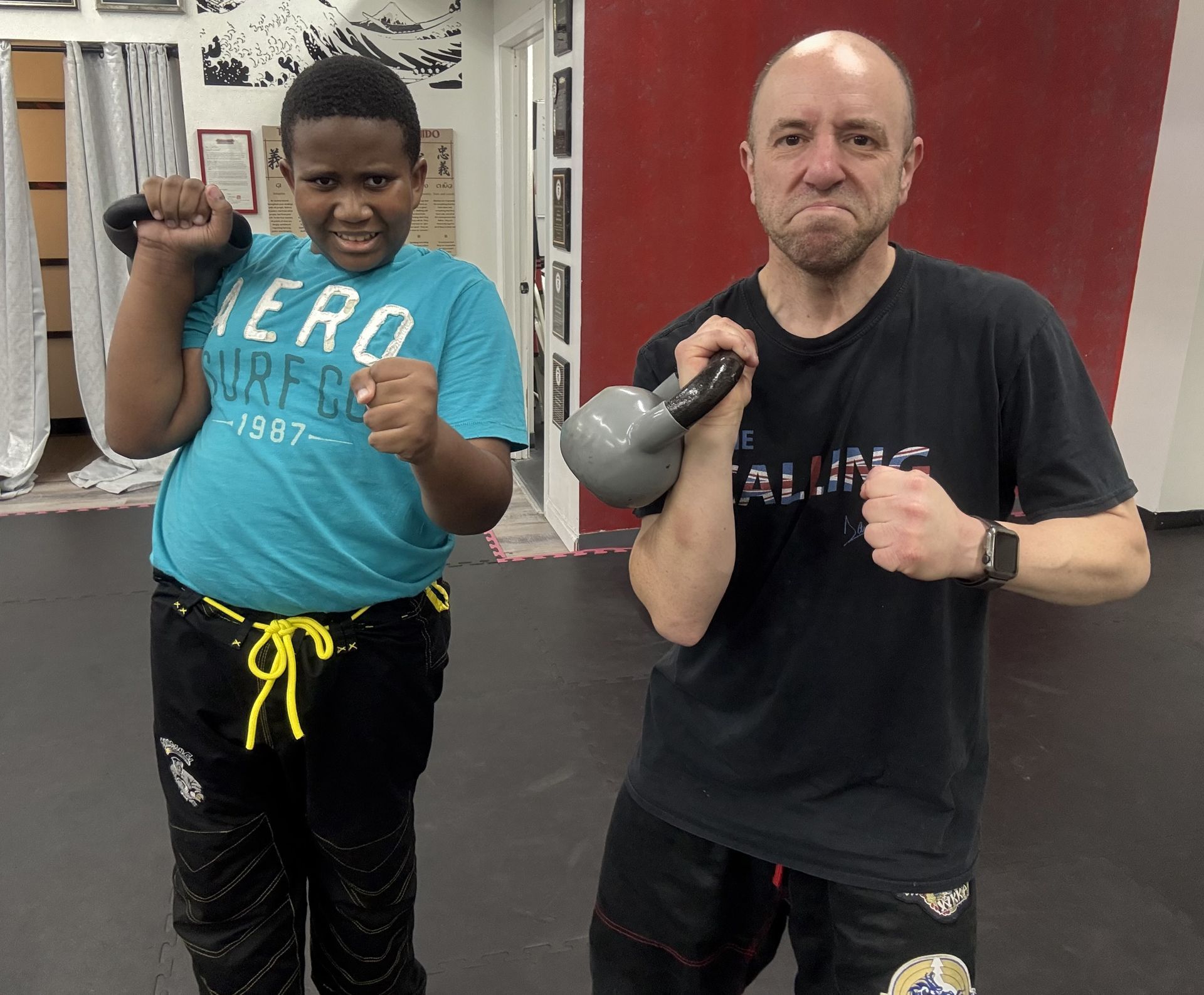 The word placeholder is on a gray background.