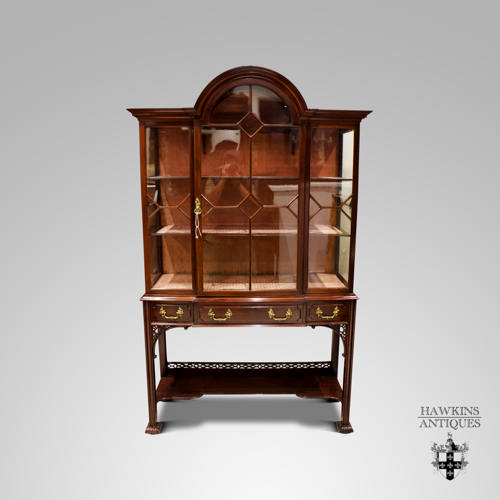 mahogany chippendale style display cabinet