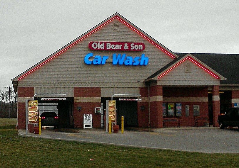 Illuminated/Non-Illuminated Signage