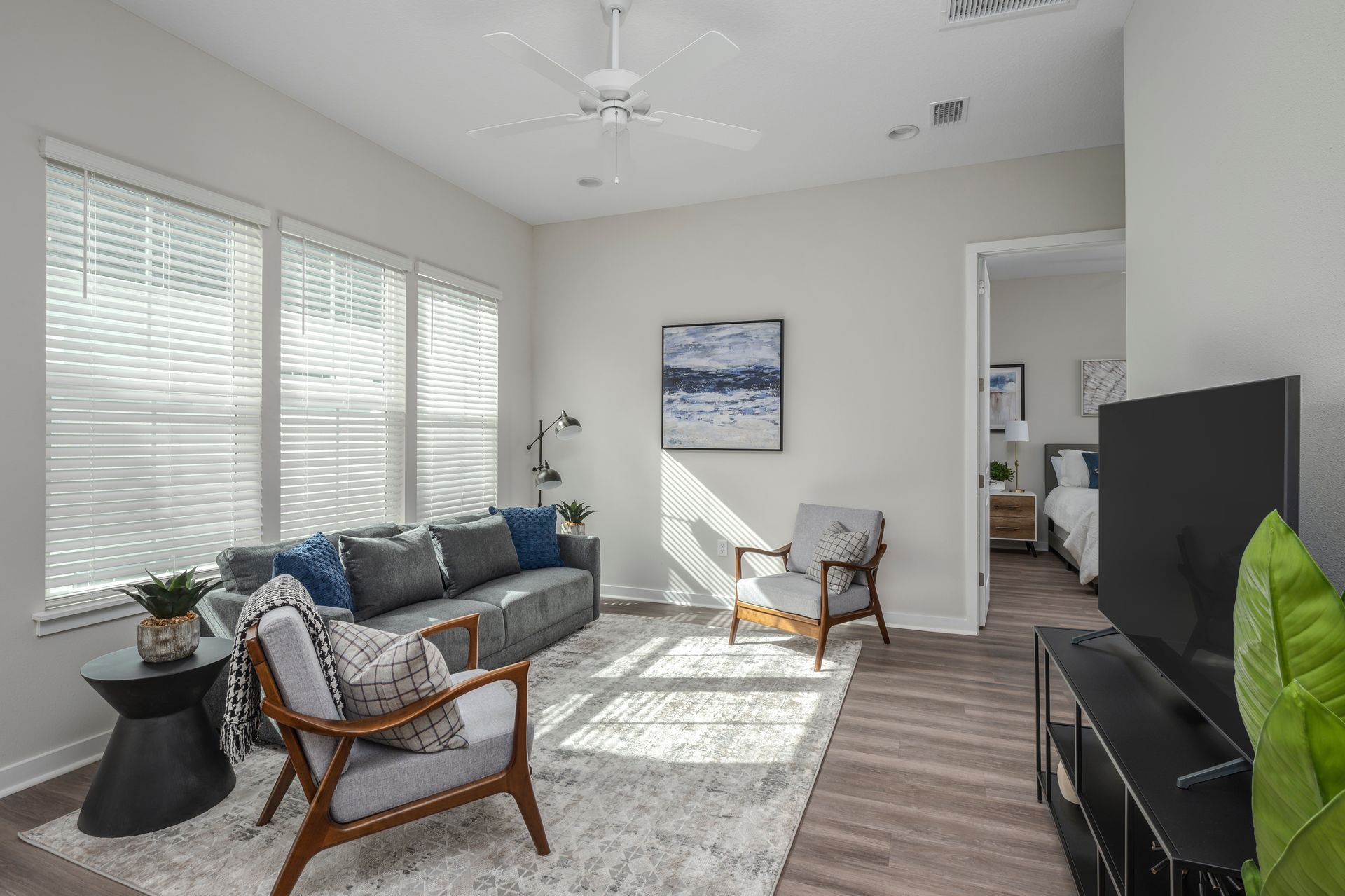 Cottage Street at eTown Apartments in Jacksonville, FL