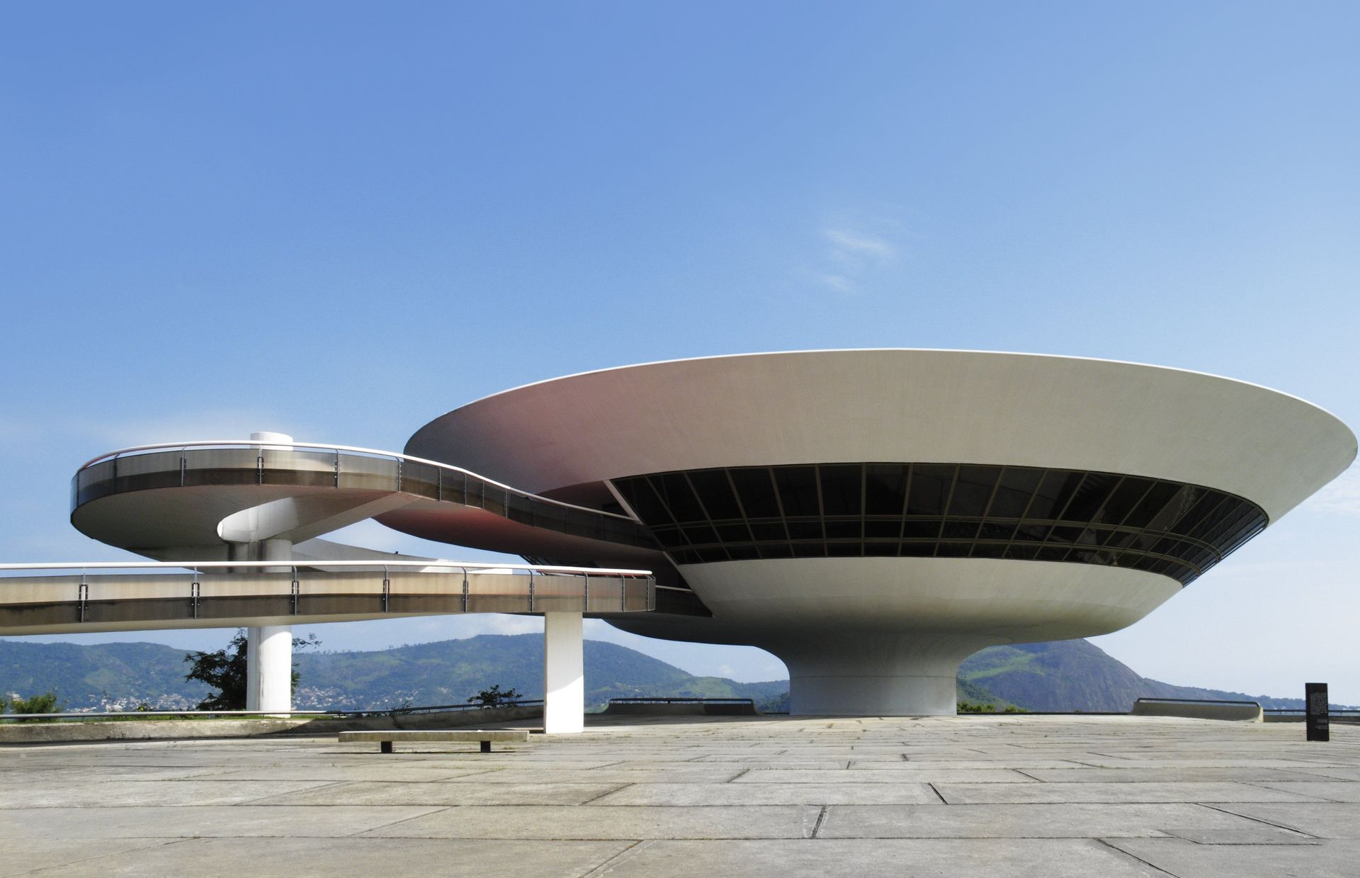 D Classics: Niterói Contemporary Art Museum / Courtesy of Oscar Niemeyer