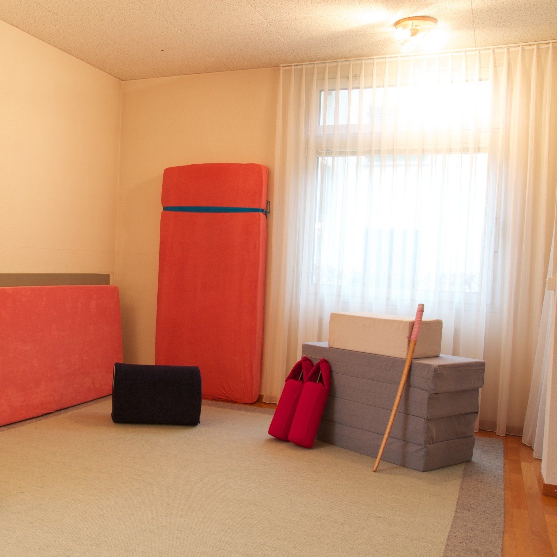 Bei einer Körperpsychotherapie arbeitet man viel mit körperorientierten Methoden