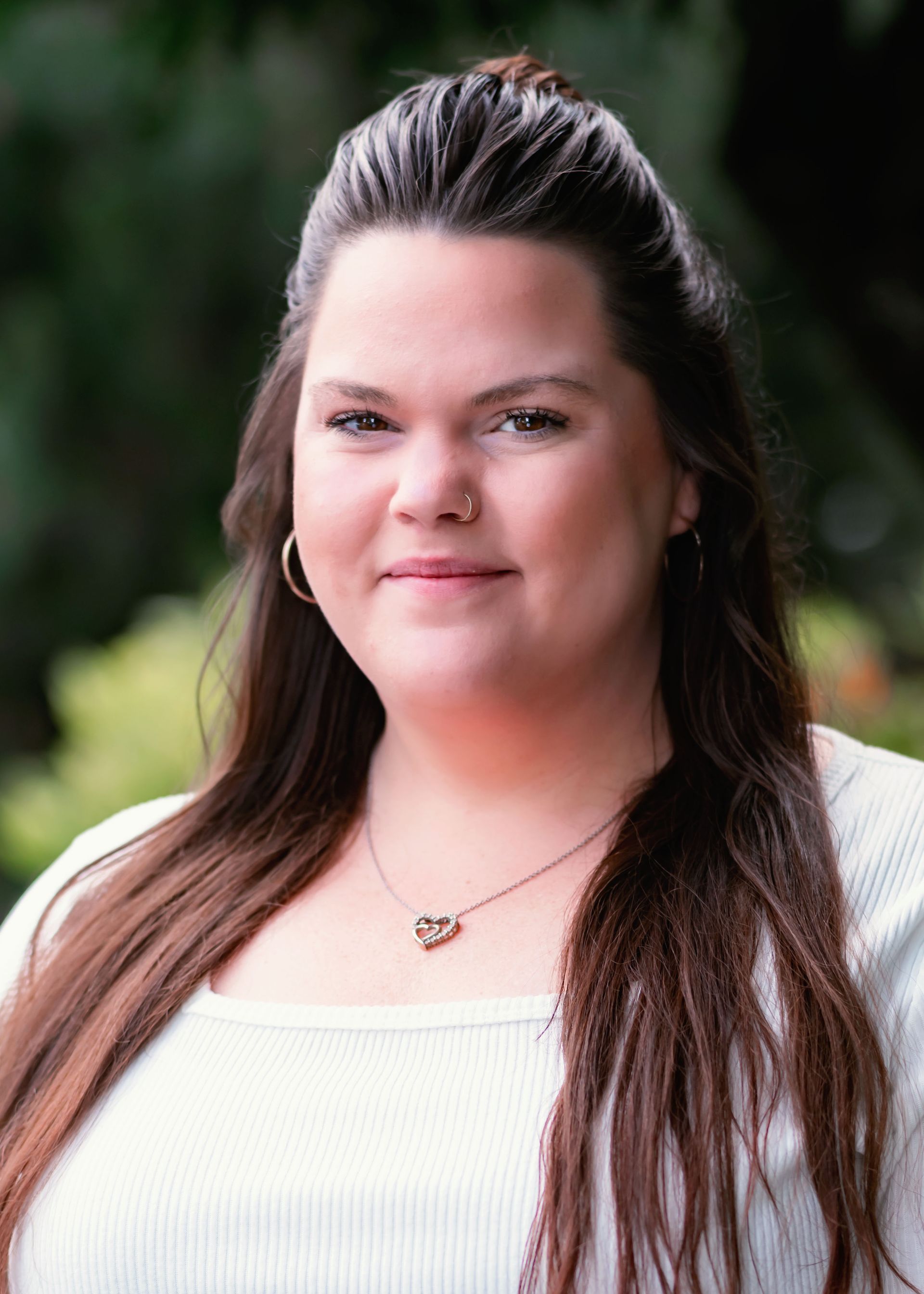 Alana headshot
