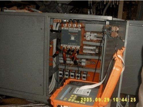 quadro elettrico di una pressa