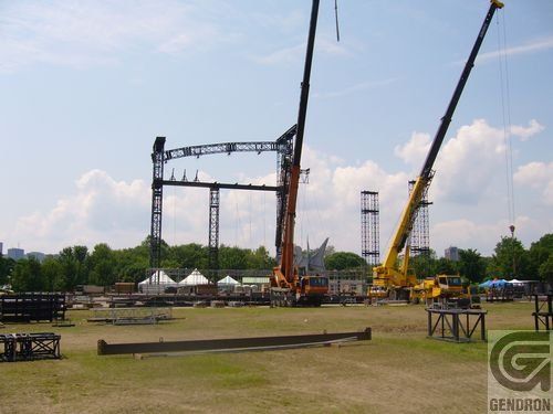 Un chantier de construction avec une pancarte qui dit Gendron