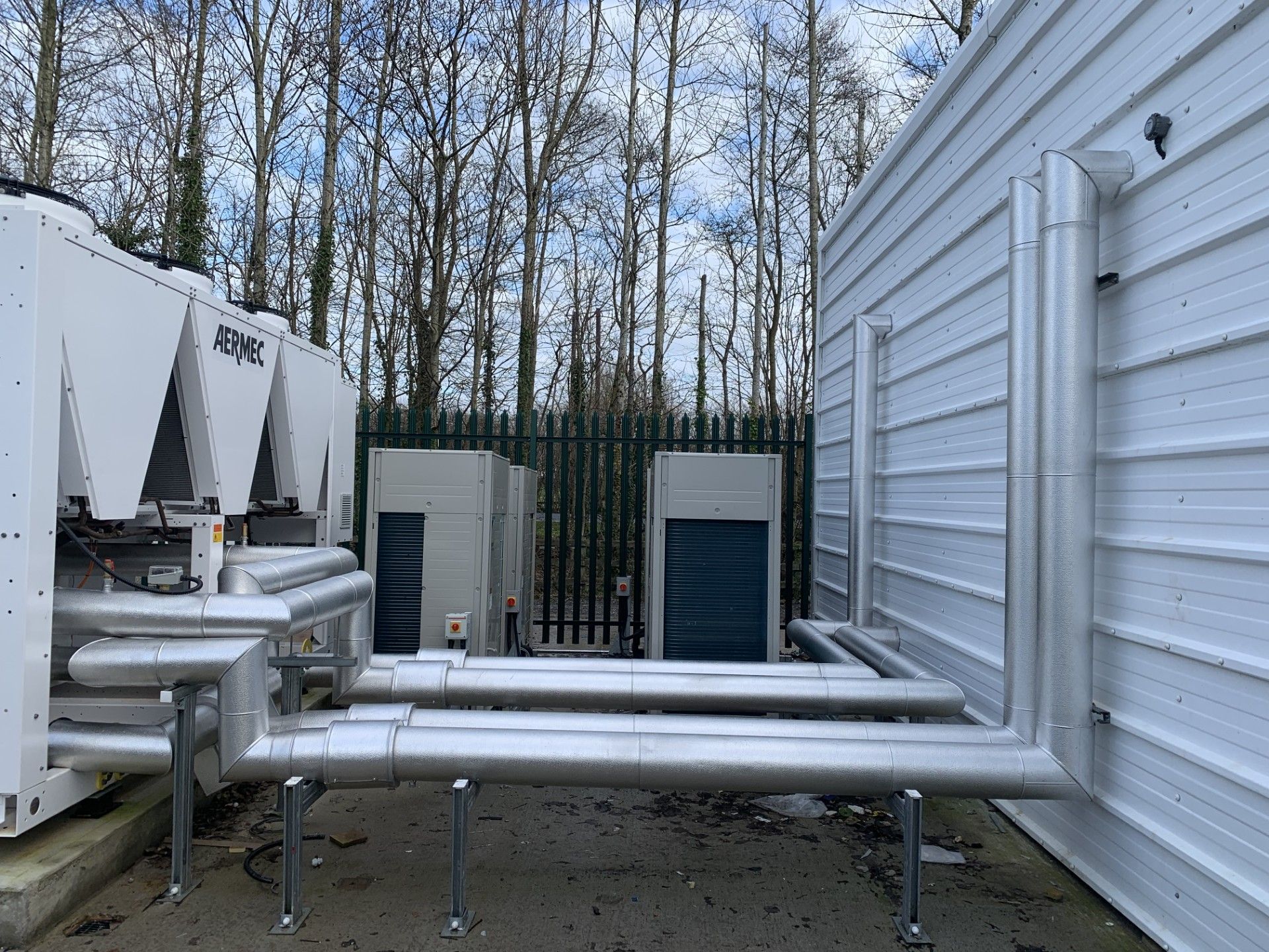 external pipework for a chiller fully insulated and cladding supplied by Lagforce