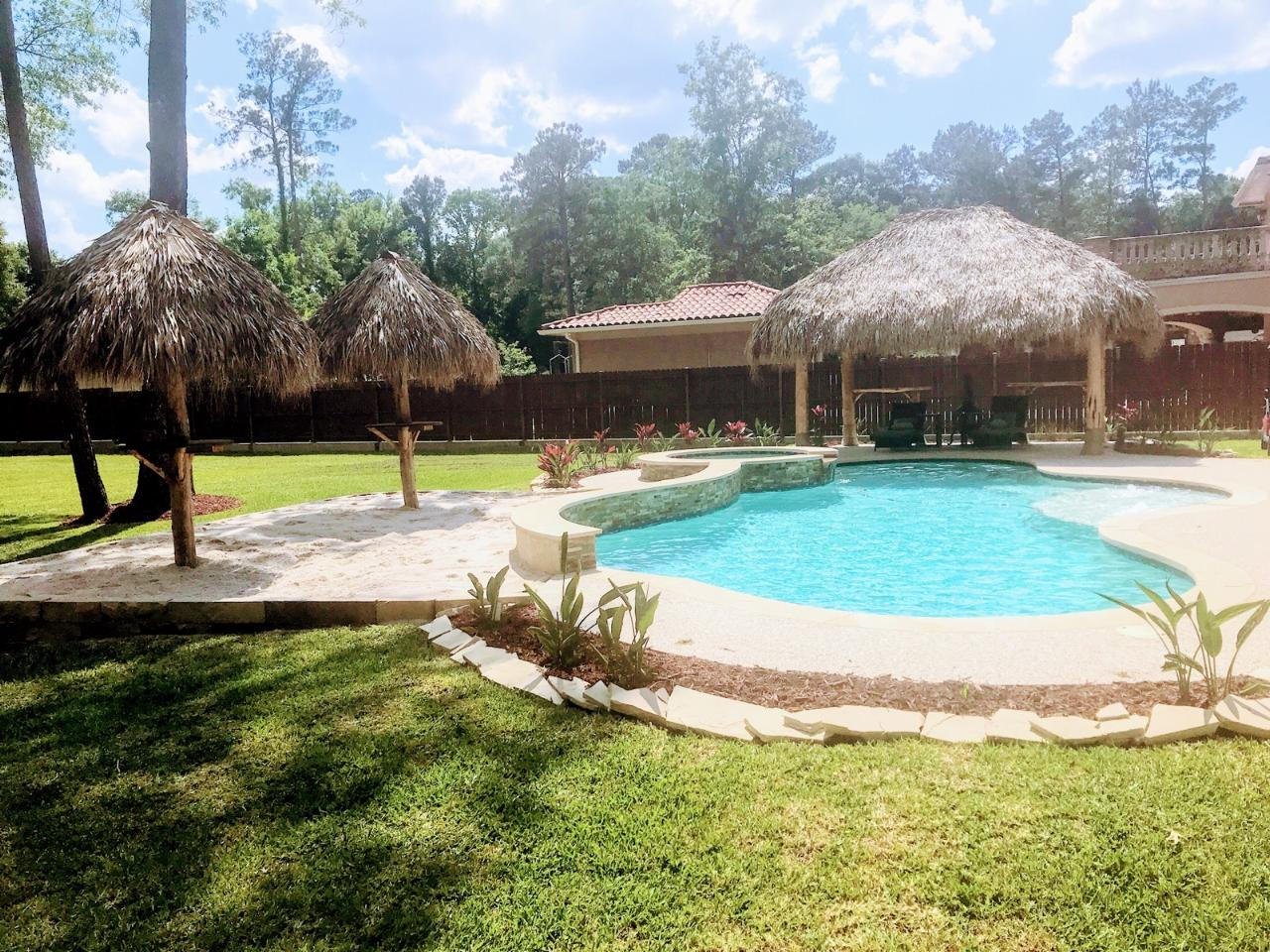 custom pool installation