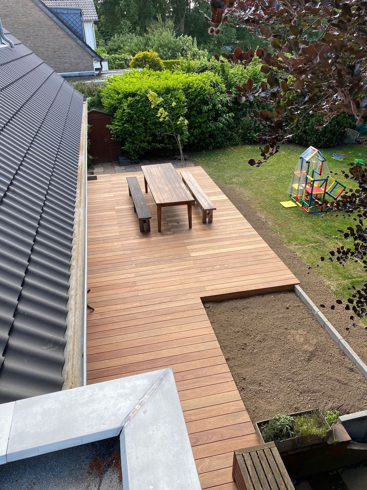 Terrassenumbau und -erweiterung. div. Ansichten und Bauabschnitte 