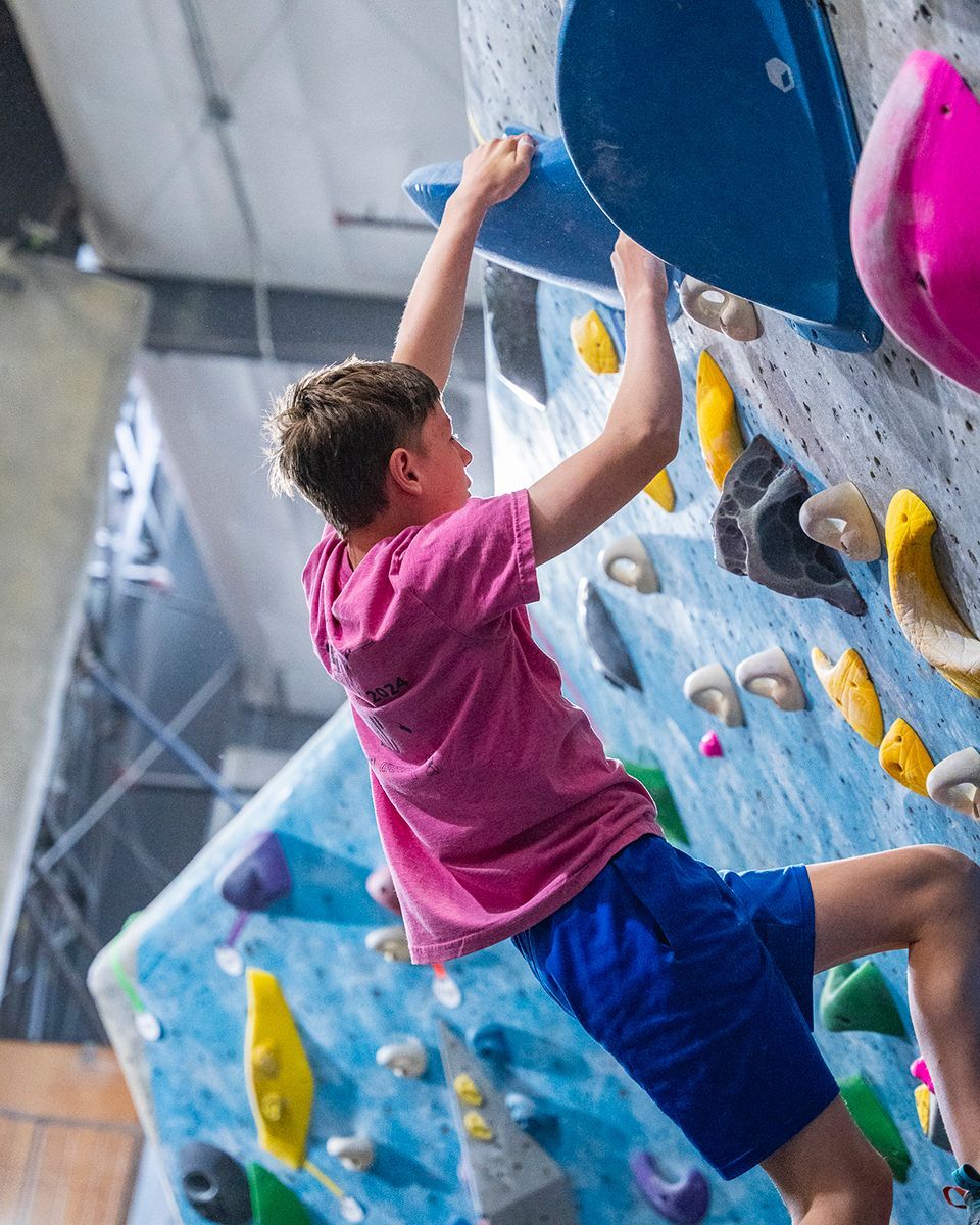 Struggle Bus 2025 73