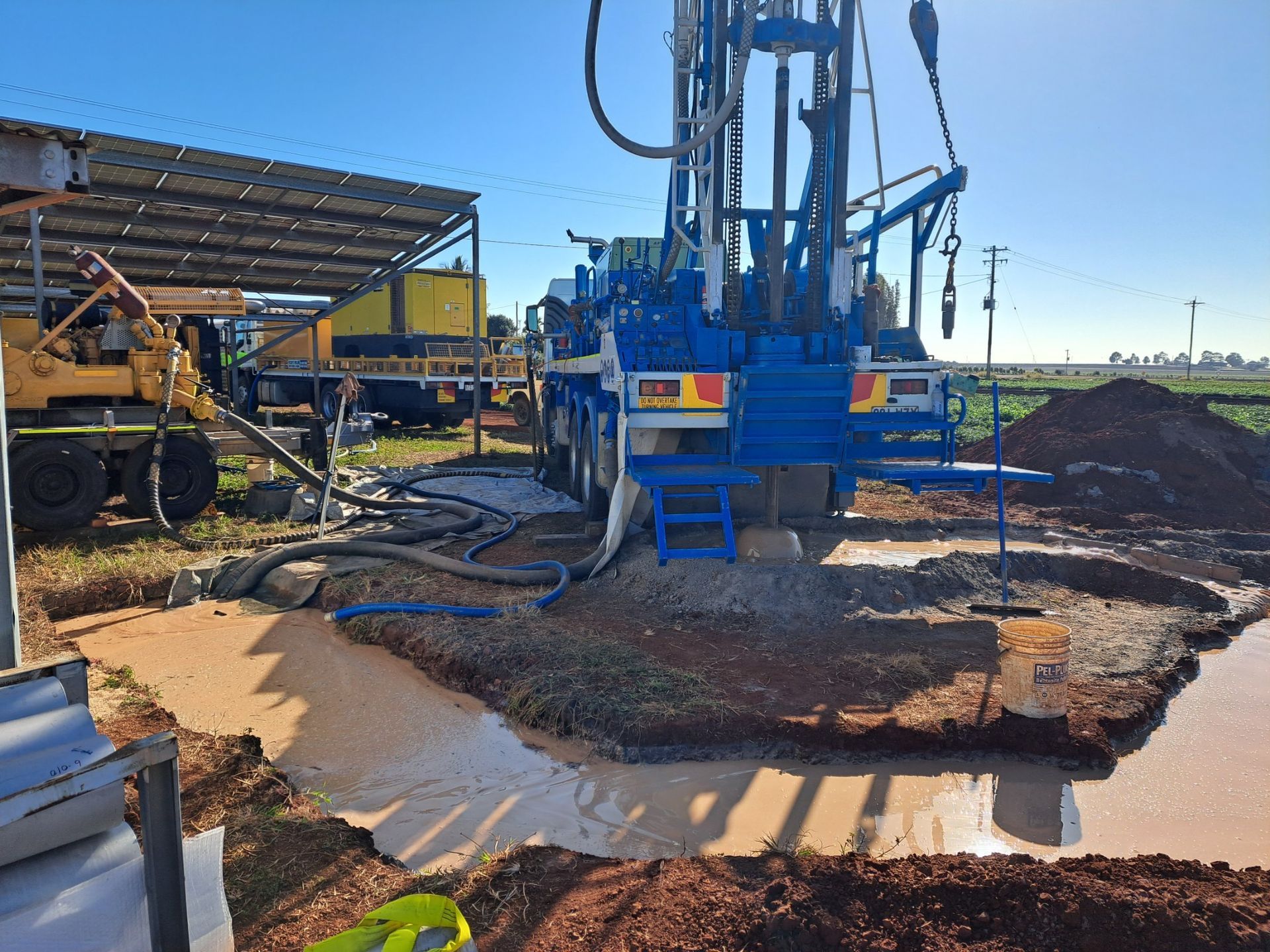Heavy Drilling Machine - Drilling or Bore Pump Service in South Kolan, QLD