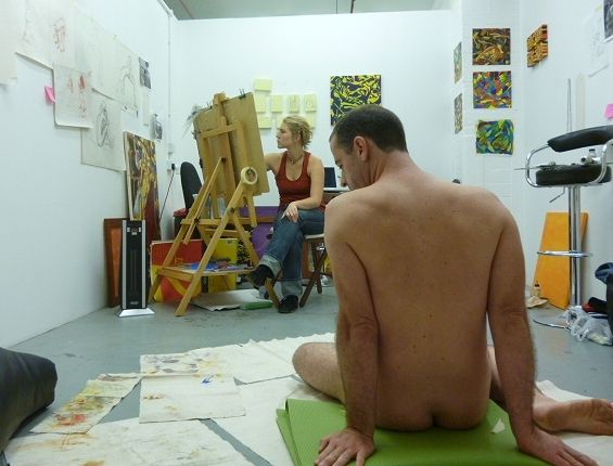 Male life model nude in life drawing art class