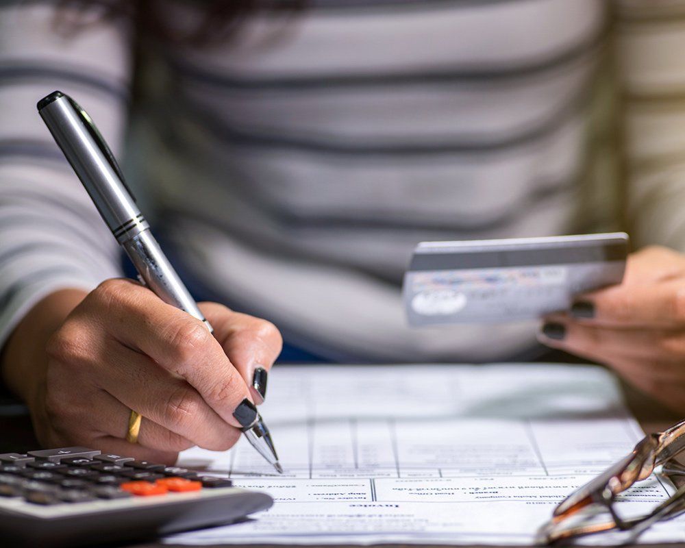 Agent Repairing Credit Card — Clinton Township, MI — Gigliotti & Associates, PC