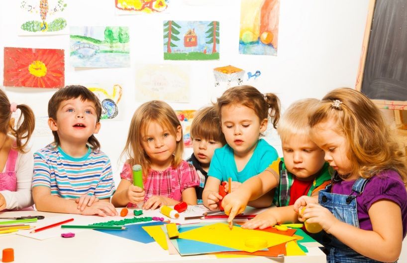 Children at a Table Doing Art — Five Star Family Day Care In Muswellbrook, NSW
