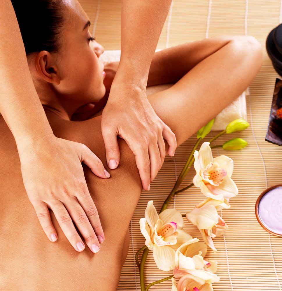 Body Relaxing Massage — Massage in Mount Louisa, QLD