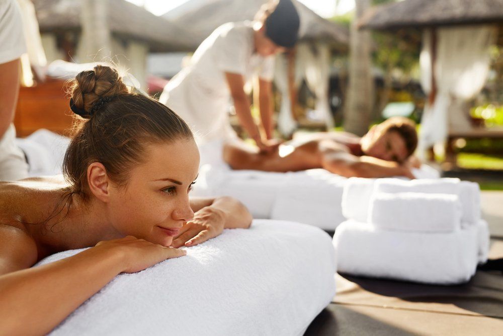 Relaxing Body Massage — Massage Therapist in Mount Louisa, QLD