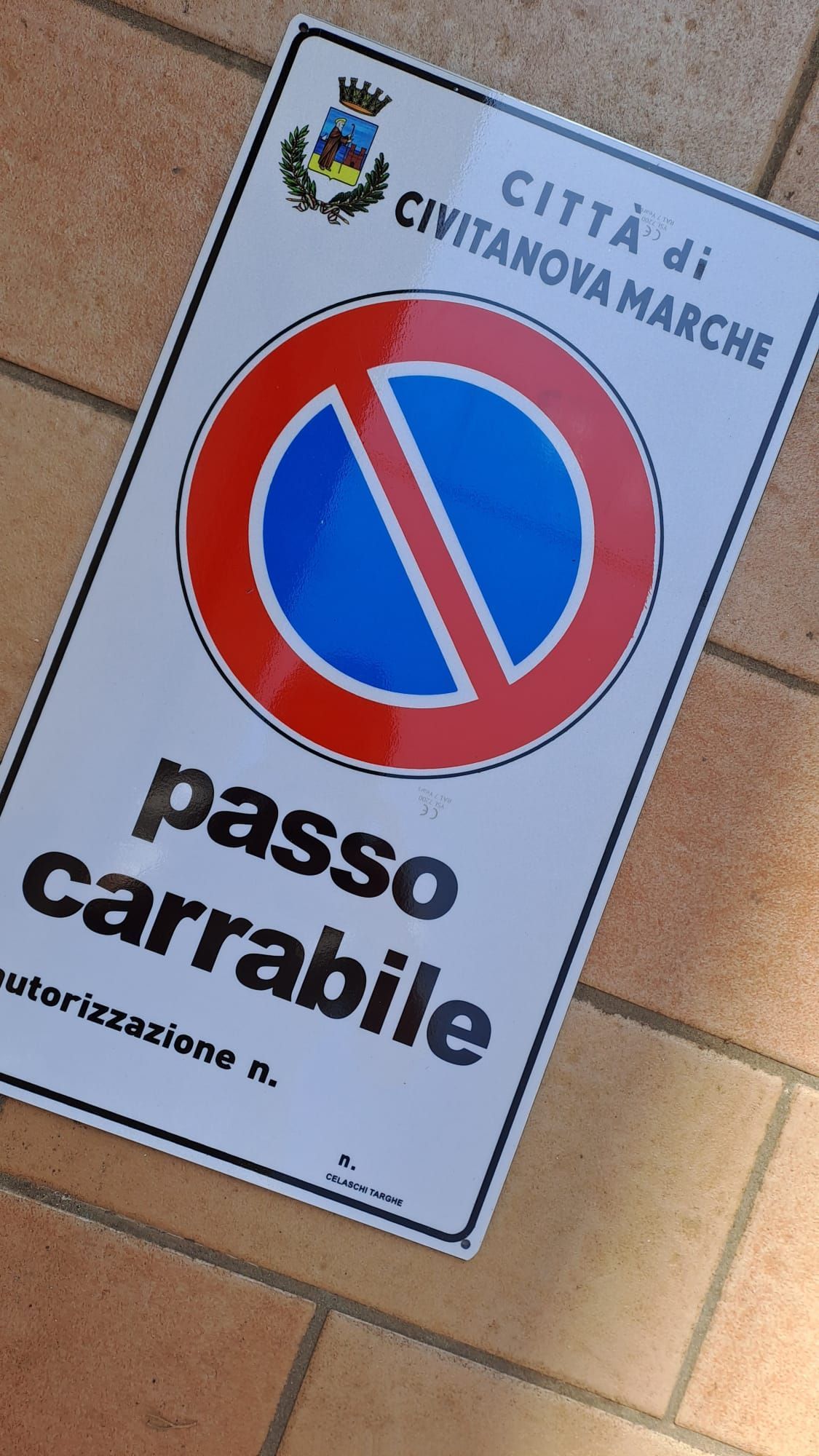 passo carrabile Macerata Celaschi Targhe