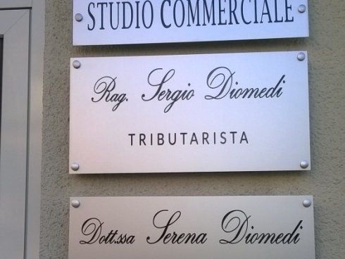 installazione targhe Civitanova Marche