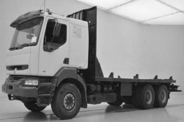 Location des Camions Plateau et Grue