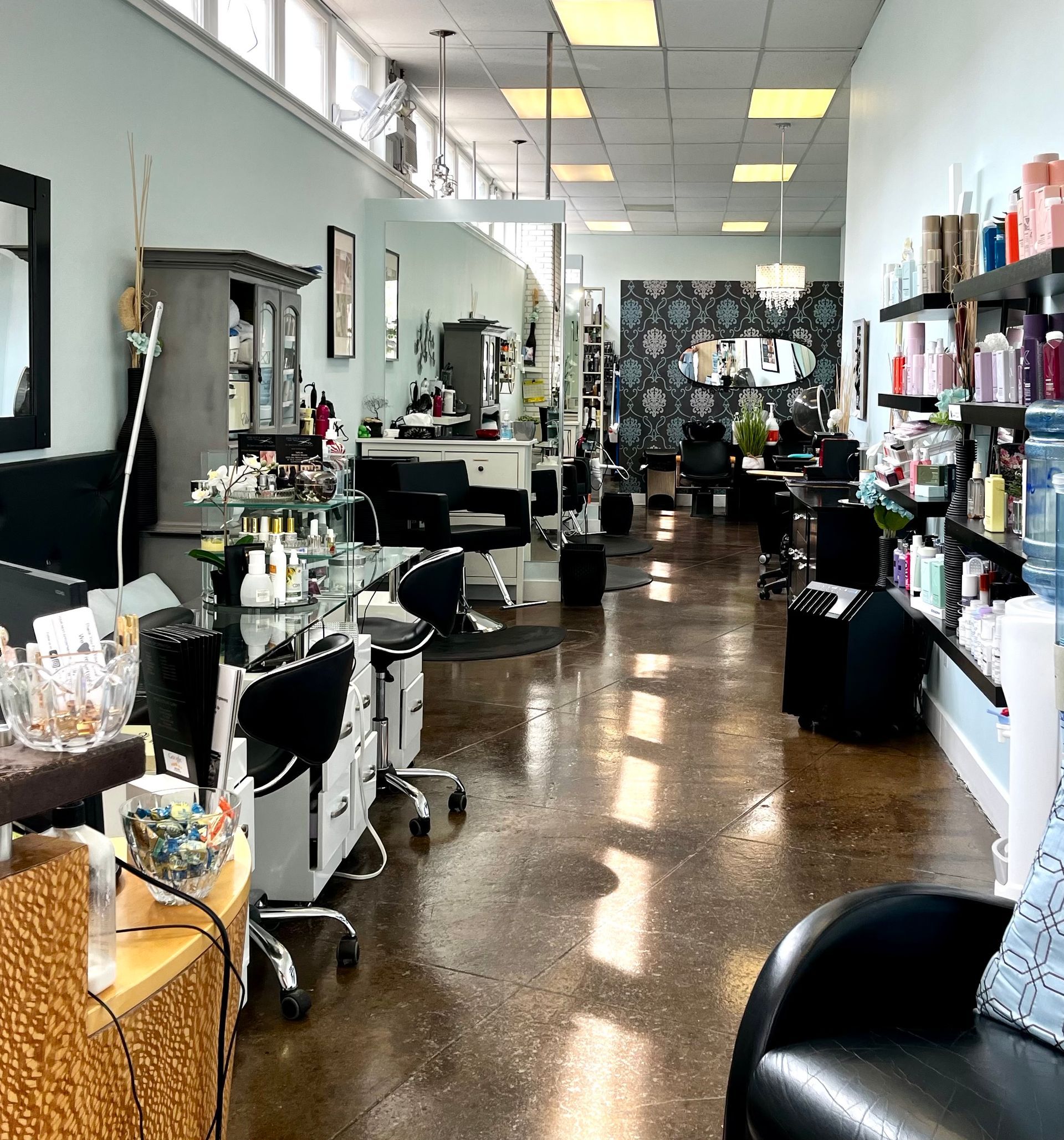 Struktur Studio Calgary Hair Salon
