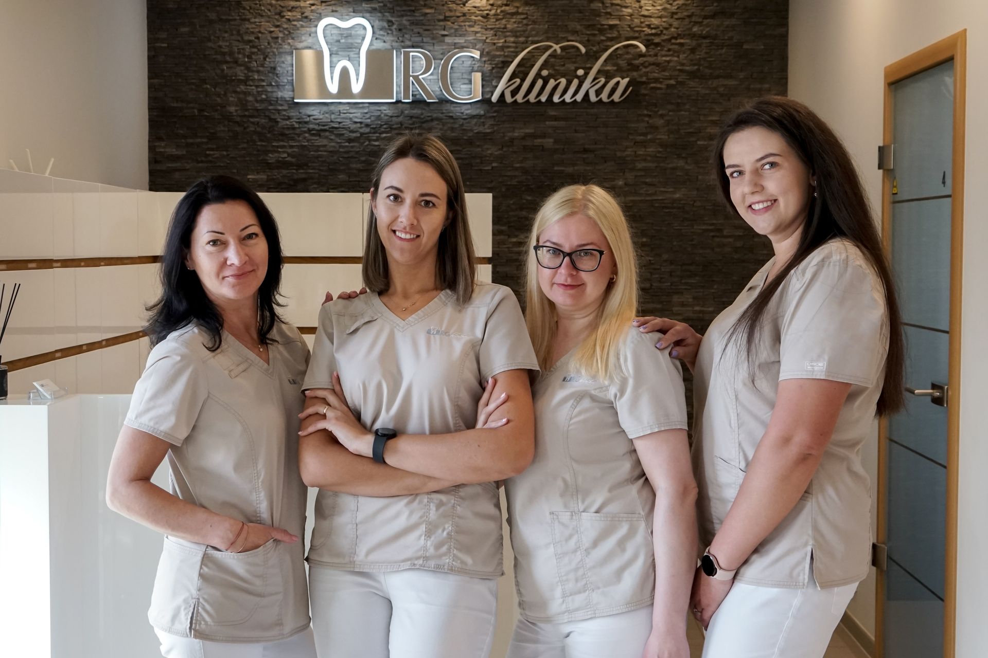 Geriausi odontologai Šiauliuose | RG klinika