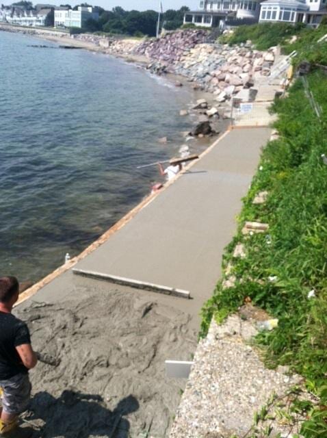 Repairs to an existing residential seawall in Marblehead, MA