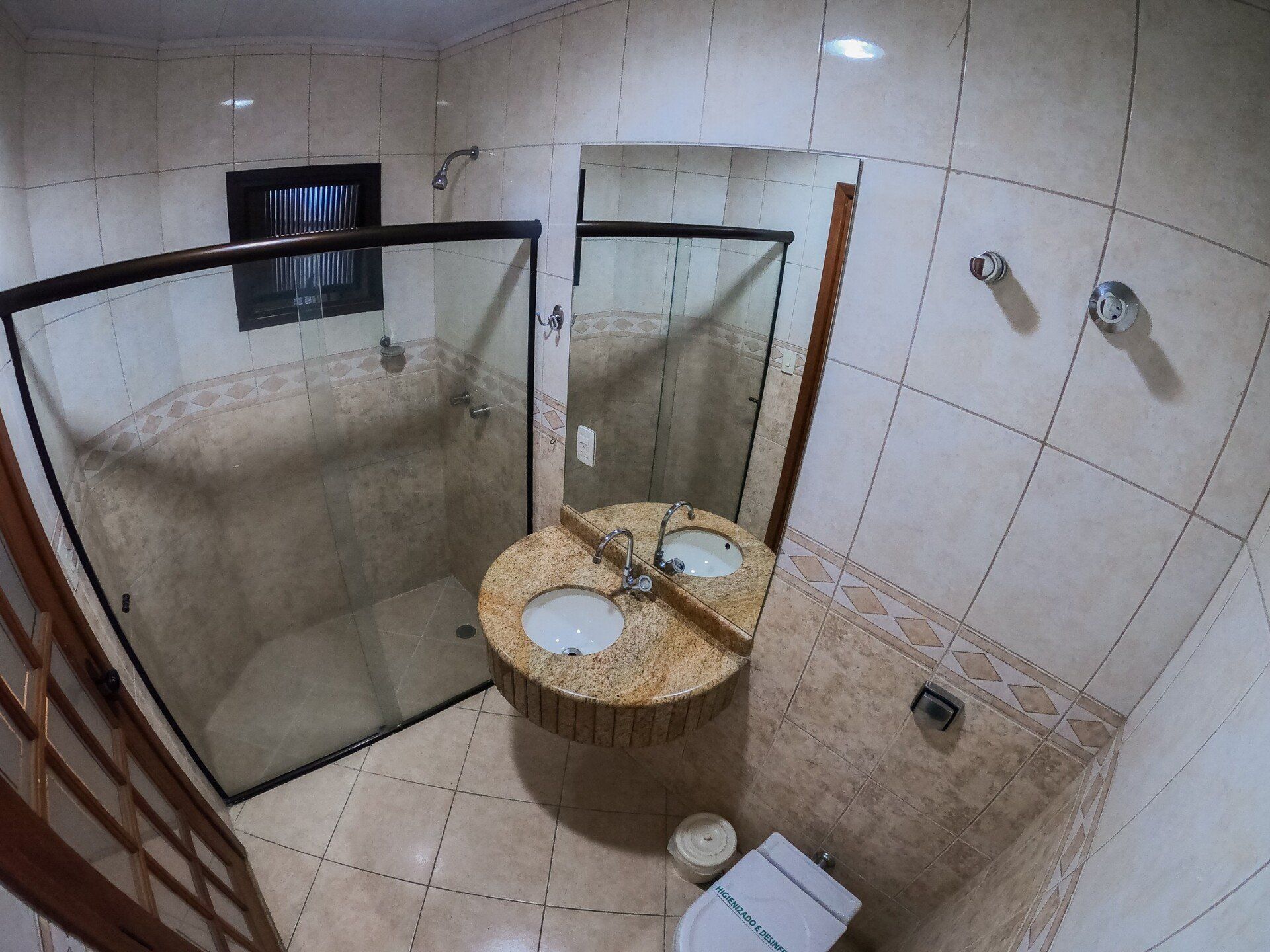 banheiro Villa's Hotel