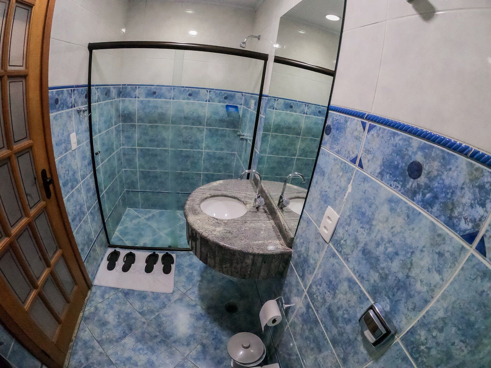 banheiro Villa's Hotel