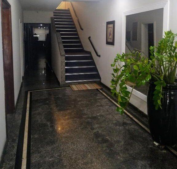 escada Filadélfia Hotel