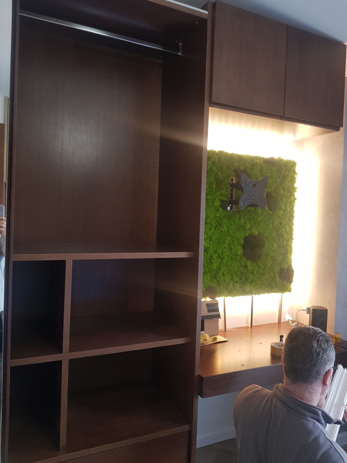 mobile in legno per salotto