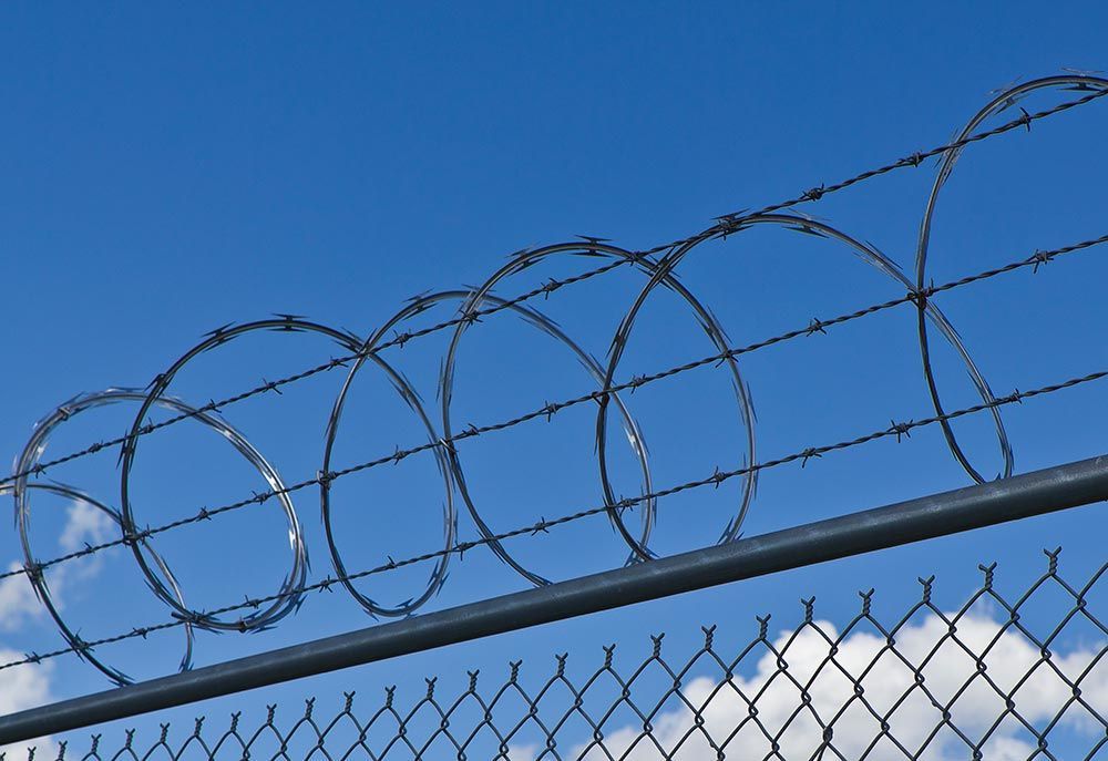 CERCAS DE MALLA Y HERRERÍA DURAMAX