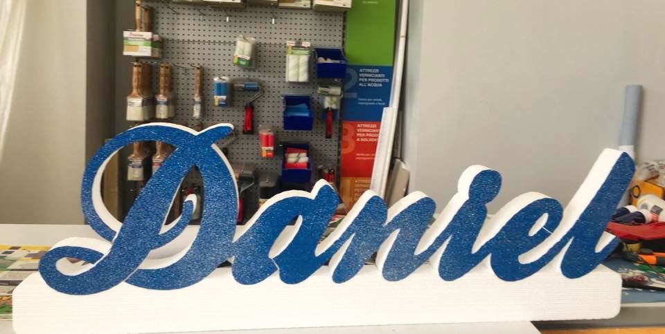 scritta in polistirolo