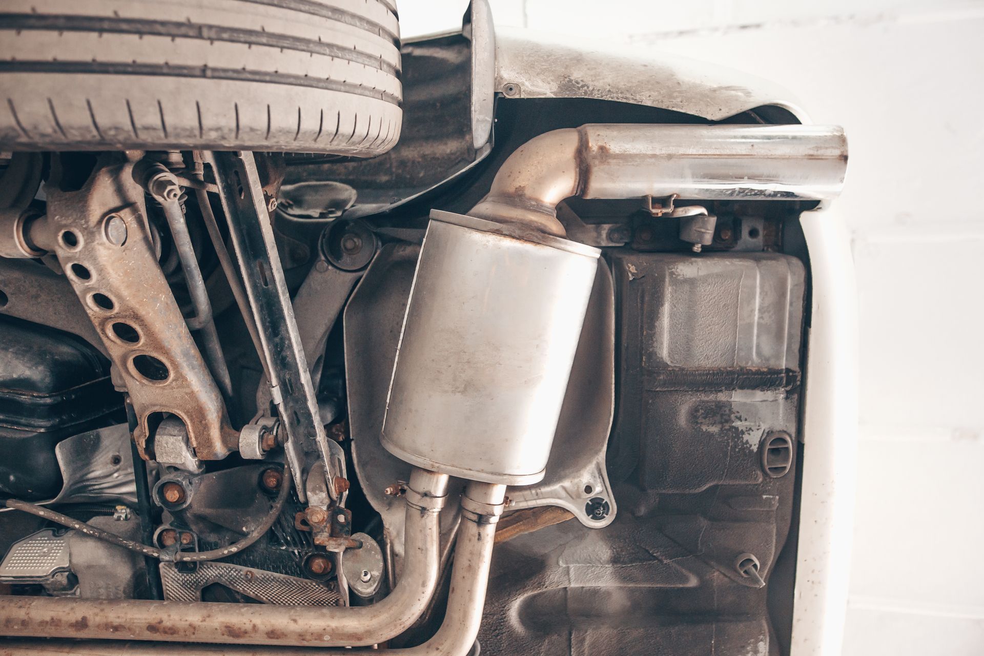 Symptoms of a Damaged Muffler | Auto Medics of Missoula