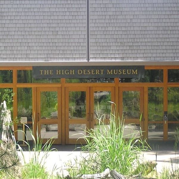 The entrance to the high desert museum is shown