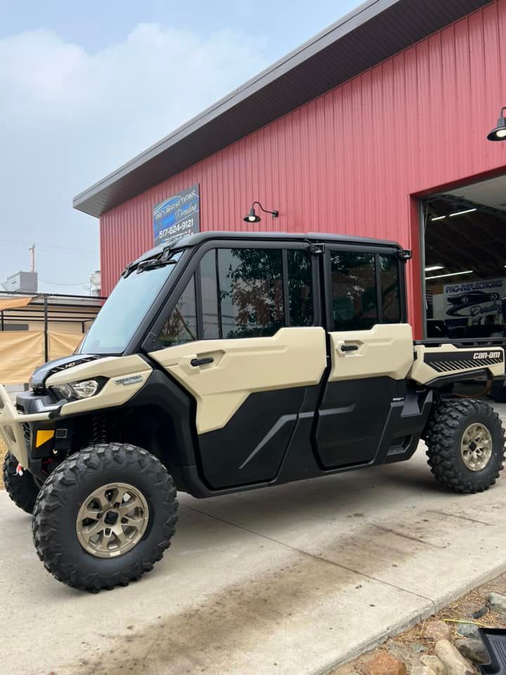 2023 Can-Am® Defender MAX Limited