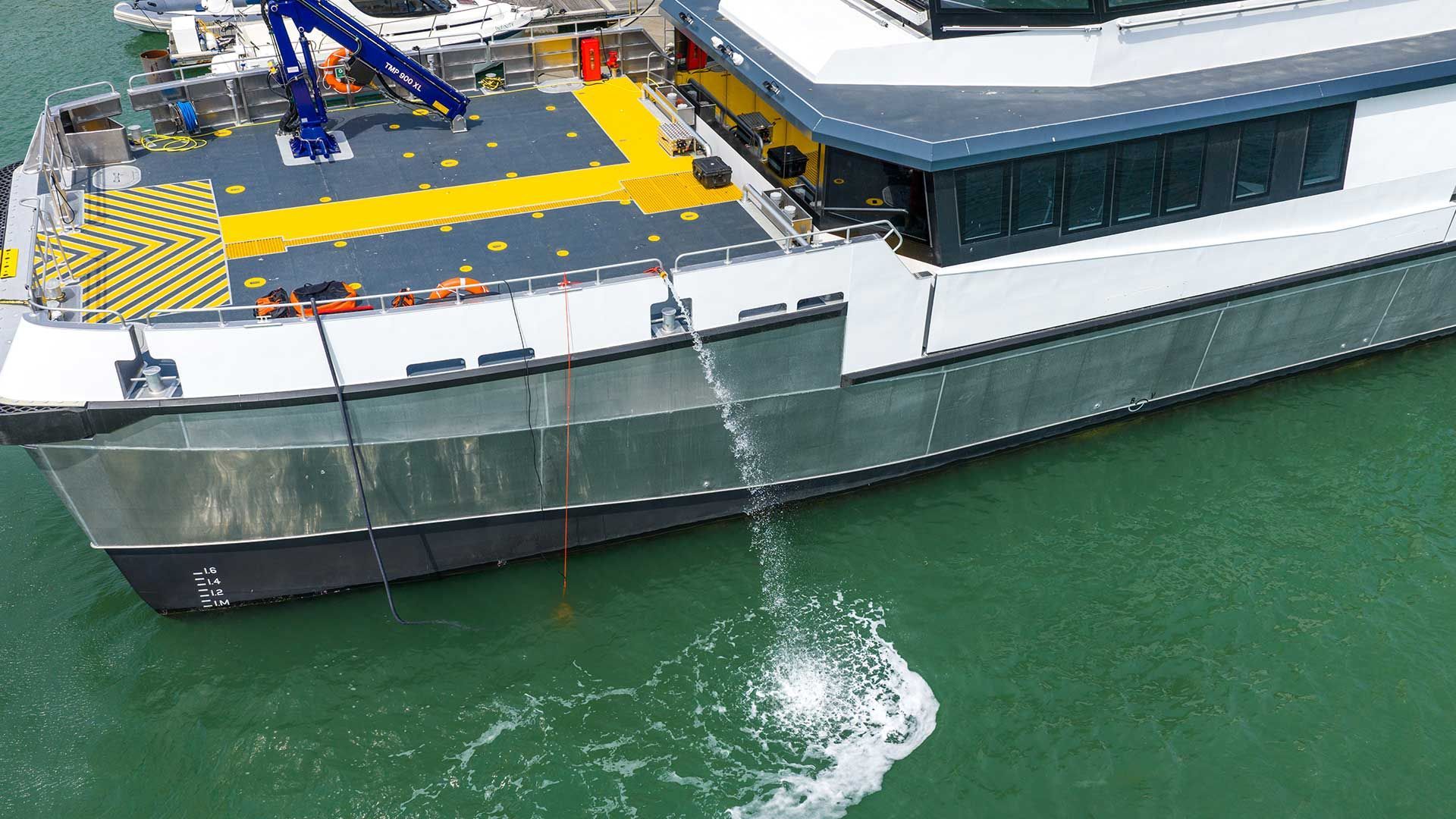 FRP10 Hose in use off the boat